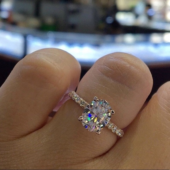 Silver White sapphire crystal birthston Ring - Picture 4 of 10